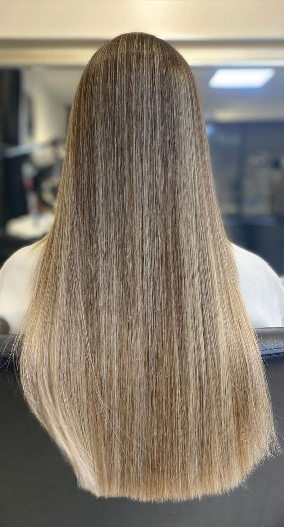 50 Fabulous Balayage Hair Colour Ideas for 2024 : Creamy Beige Blonde