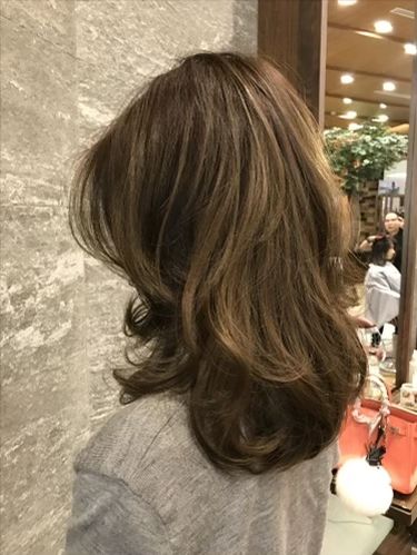 Exploring Chic Haircuts And Hair Trends : Soft Shag Layered Ends