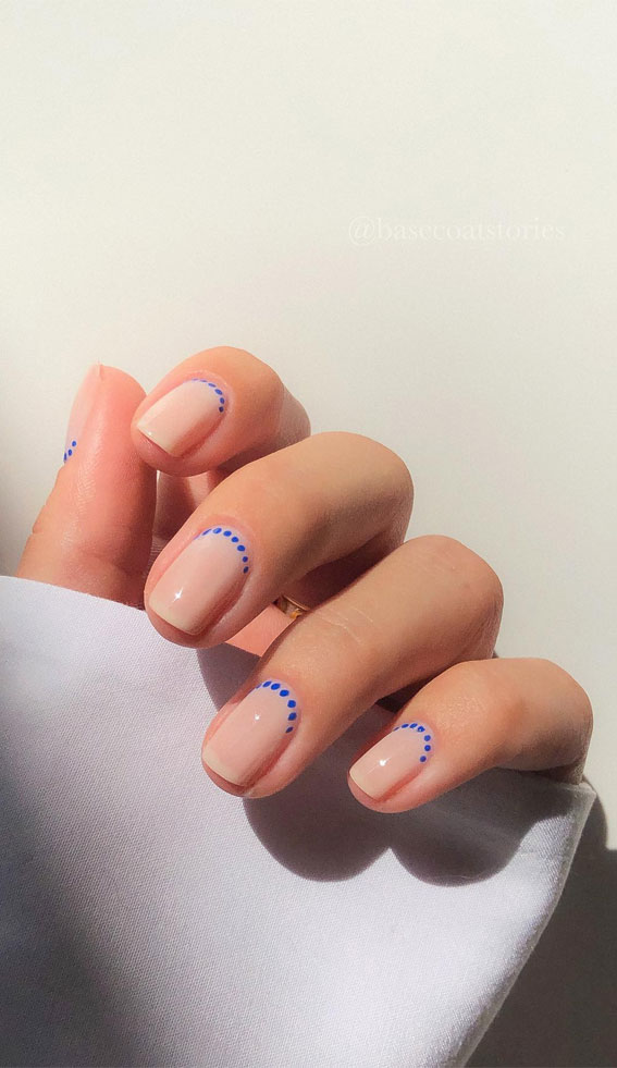 25 Sleek Simplicity Minimalist Nail Inspirations : Dots Blue Cuff Nude Nails