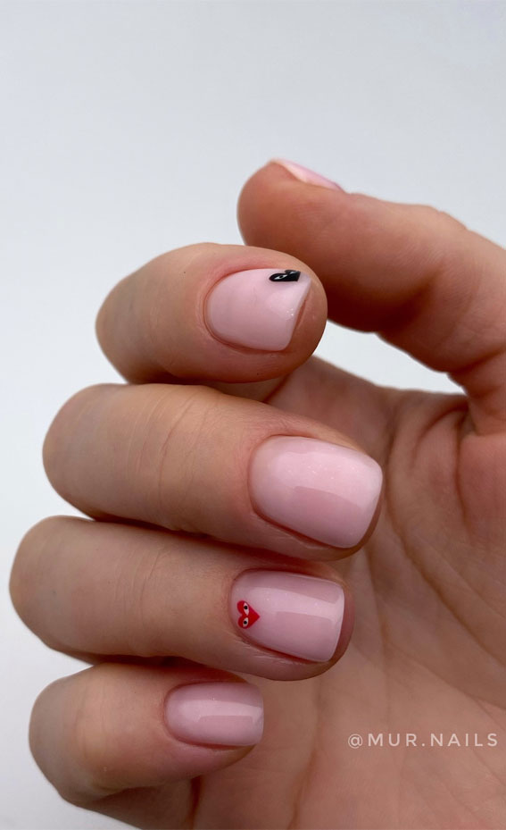 25 Sleek Simplicity Minimalist Nail Inspirations : Comme des Garçons Hearts Nude Nails