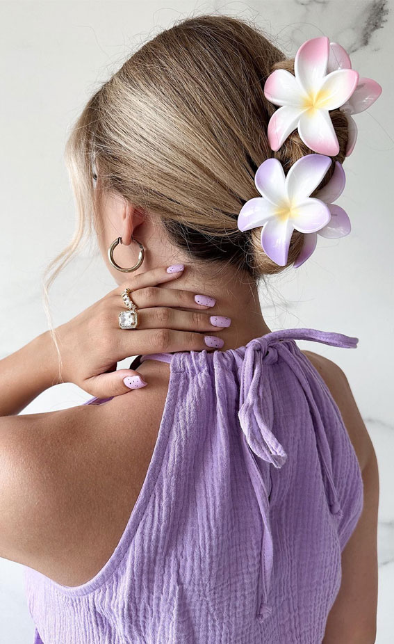 30+Adorable Hairstyles for the Latest Trends : Easy Hair Up with Orchid Hair Clips
