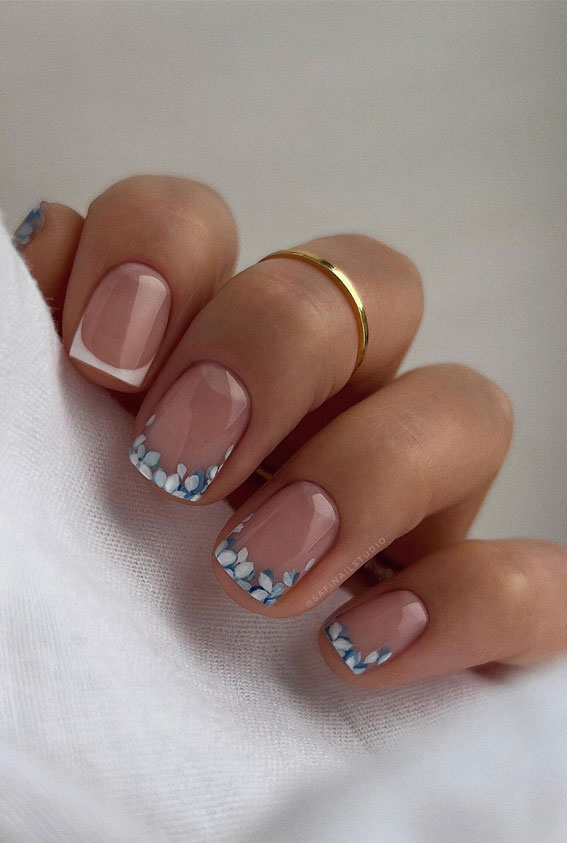 40 Spring-Inspired Nail Designs : Shades of Blue Floral Tips