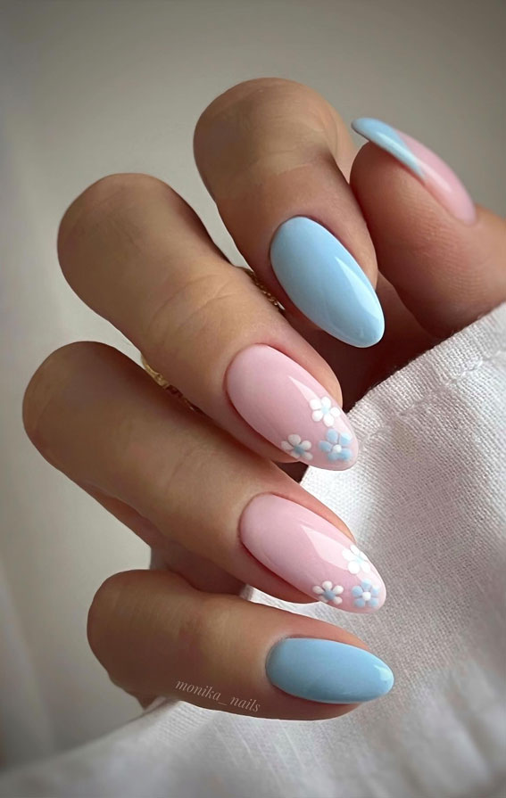 40 Spring-Inspired Nail Designs : Soft Blue Nails with Floral Tips