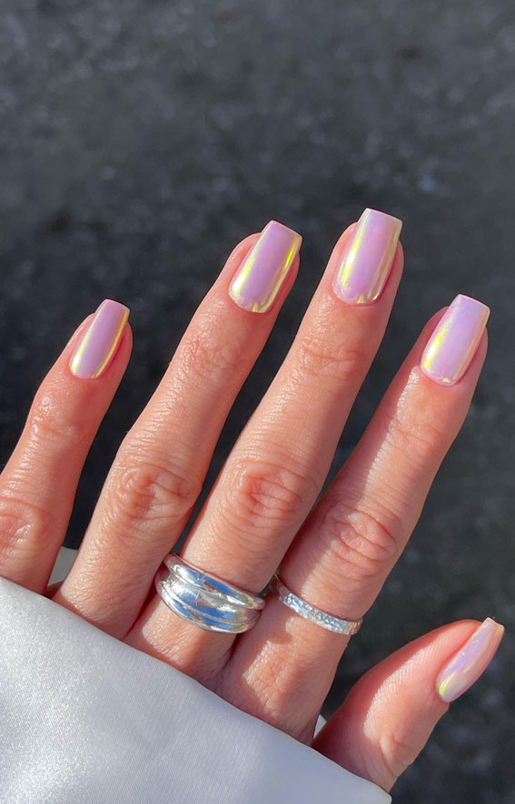 40 Spring-Inspired Nail Designs : Minimalist Pink Chrome Nails