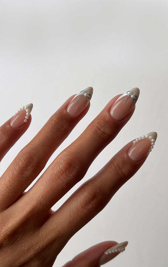 40 Spring Nail Ideas to Brighten Your Look : Sophisticated Chrome French Tips