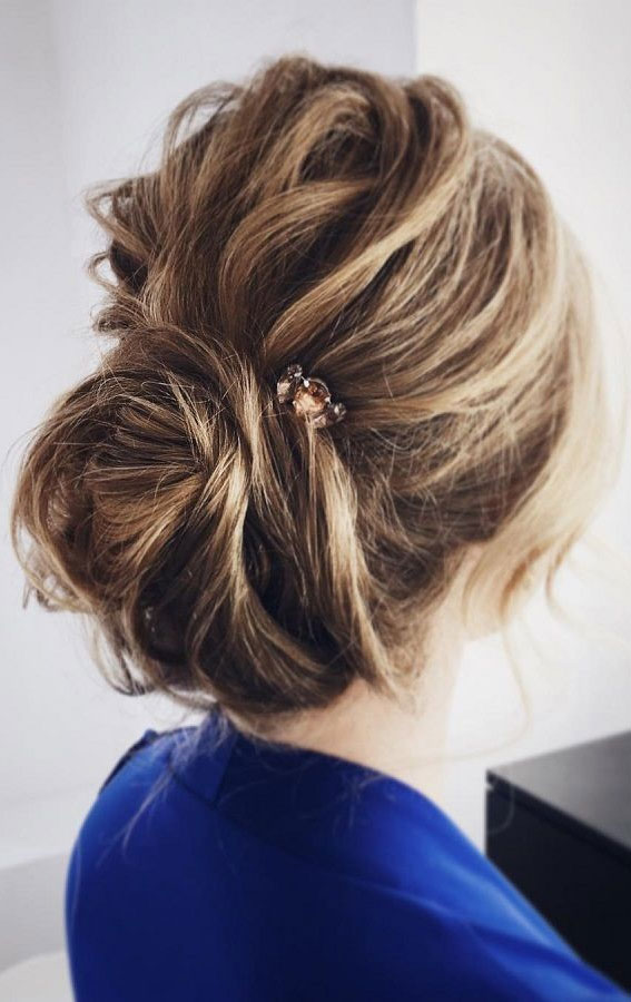 Hairdos To Steal The Spotlight On Every Special Occasion : Swept Back To Low Bun