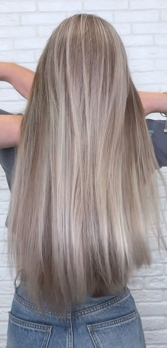 25 Trendy Mushroom Blonde Hair Colour Ideas for a Modern Look : Icy Highlights