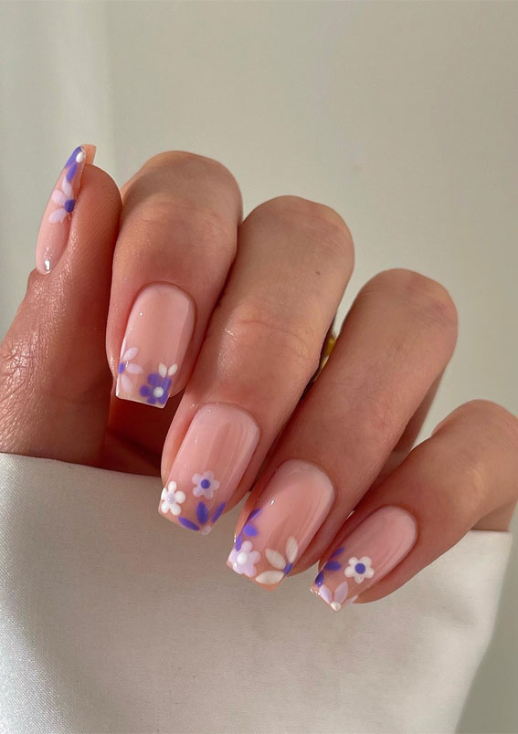 40 Cute Spring Nail Designs to Brighten Your Look : Lilac & White Floral Tips