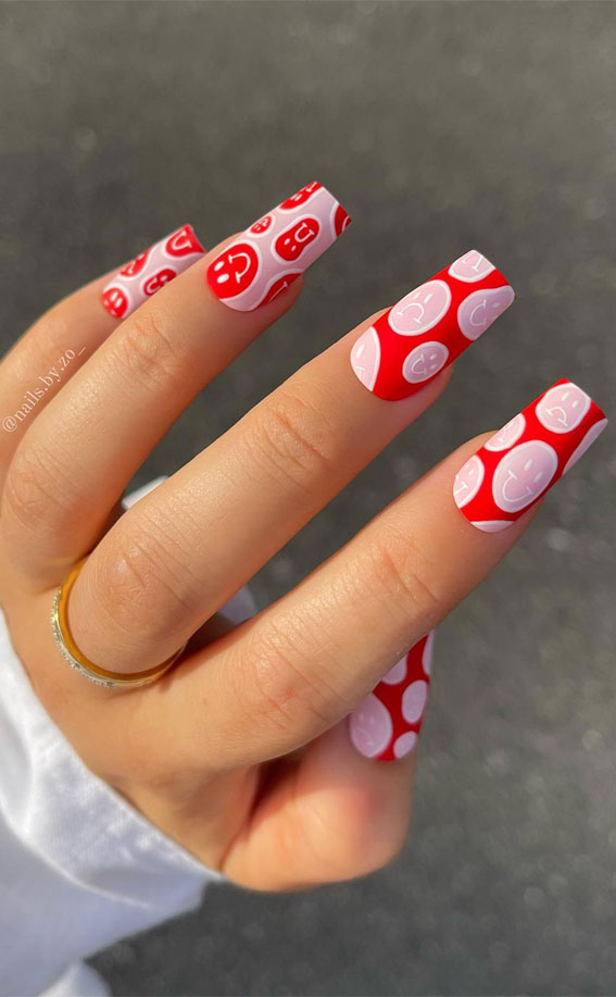 20 Nostalgic Retro Nail Designs For The Modern Era : Pink & Red Smiley Face Pattern