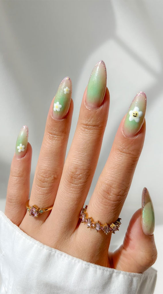 40 Cute Spring Nail Designs to Brighten Your Look : Green Aura Nails with Daisies
