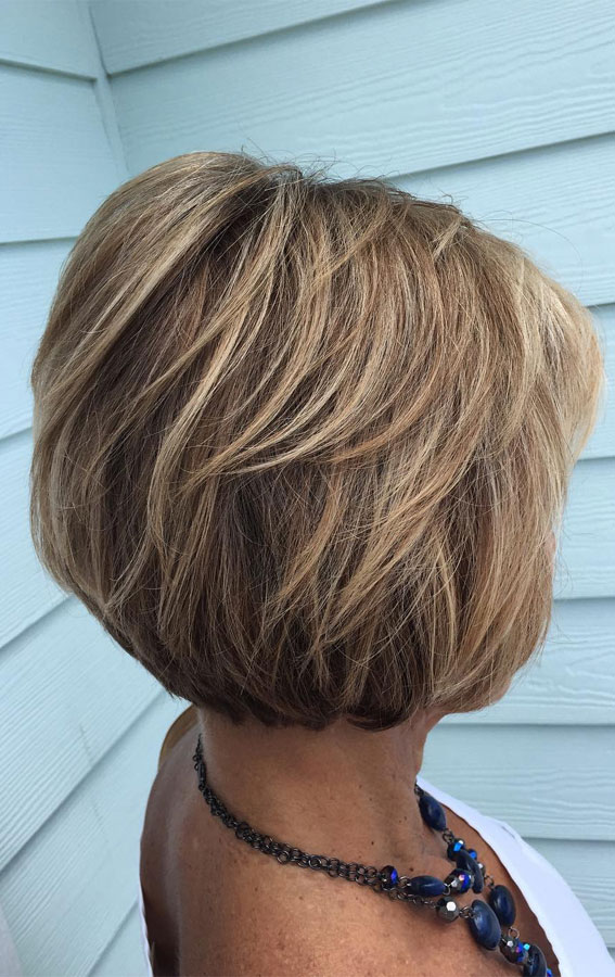 27 Exploring Stacked Haircuts for Modern Style : Chic Stacked Bob