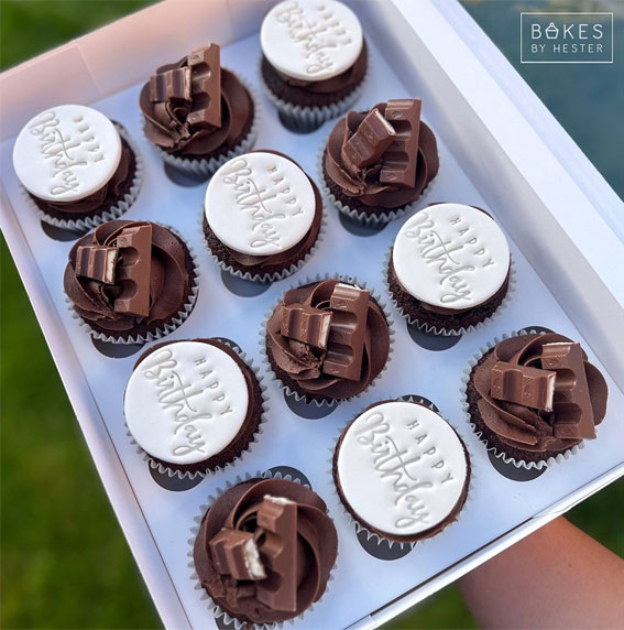 45 Cupcake Decorating Ideas For Every Occasion : Birthday Chocolate Cupcakes