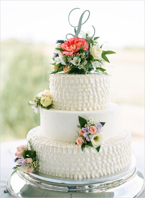 ruffle wedding cake