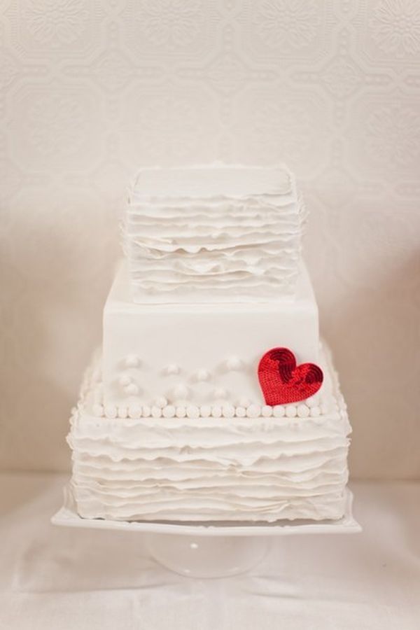 Ruffle wedding cakes
