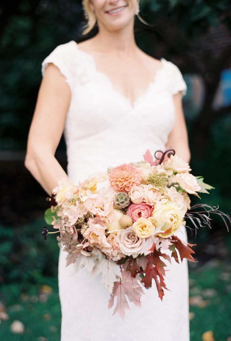 autumn wedding bouquet