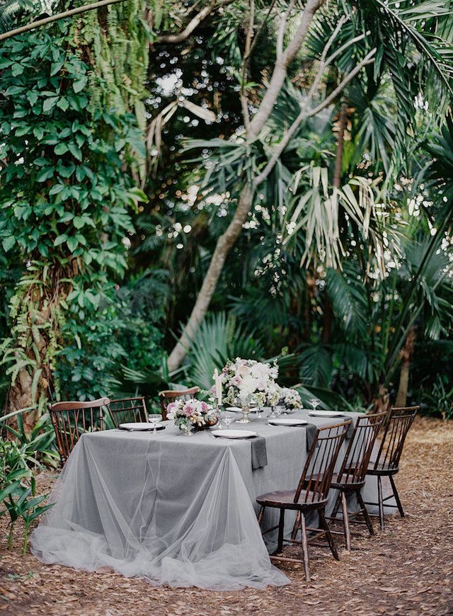 outdoor wedding reception