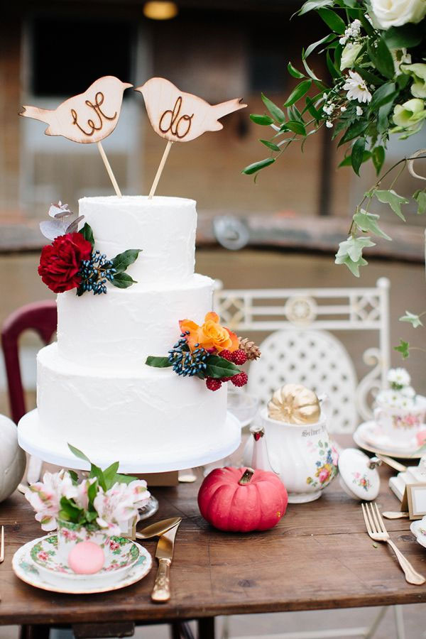 Photography by Hayley Savage|Autumn Wedding Colors,carmine wedding color,autumn red color,Autumn Wedding Inspiration ~ A Romantic Field Picnic, Rustic Barn,Autumn wedding cake ideas,