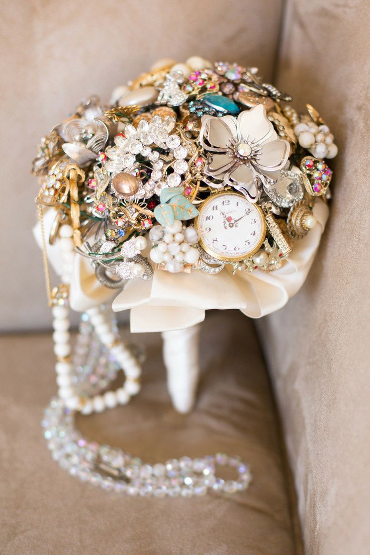 Brooch Bouquet,bridal bouquet,wedding bouquet