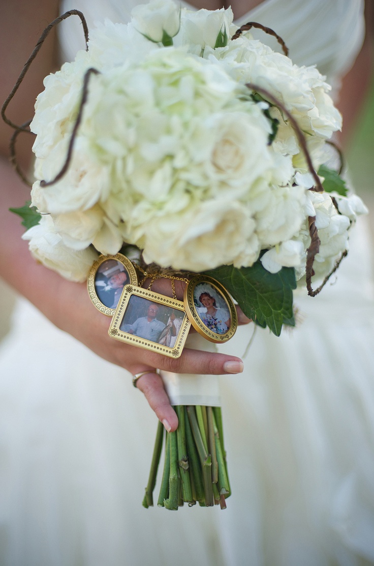 personalized wedding bouquet