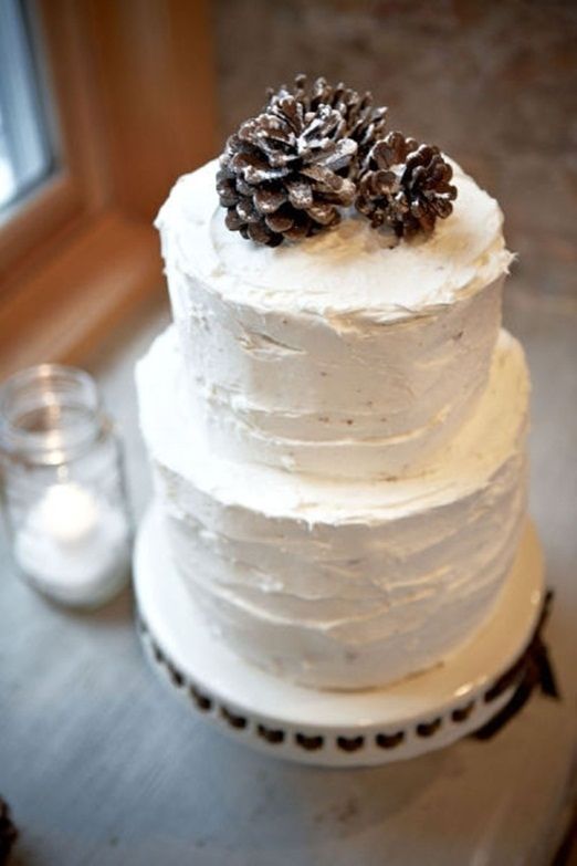 winter wedding cake 