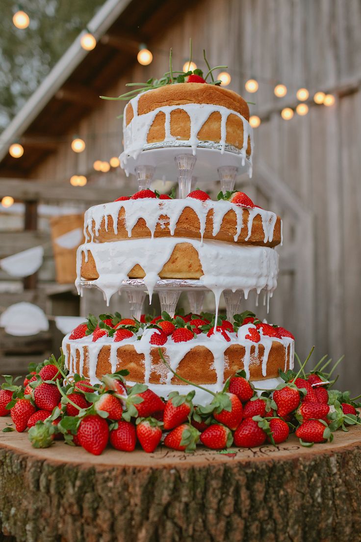 Pretty summer wedding cake