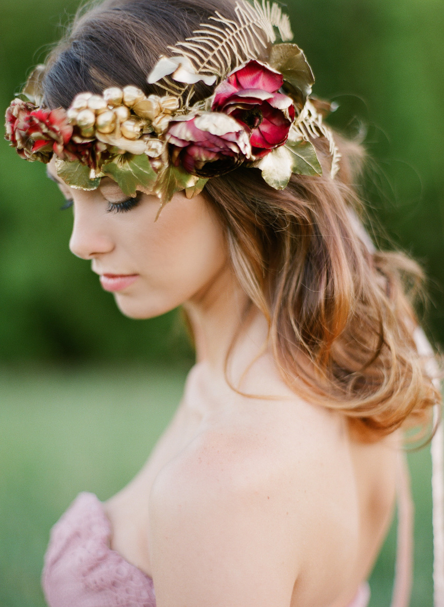 gorgeous bridal hair floral | fabmood.com