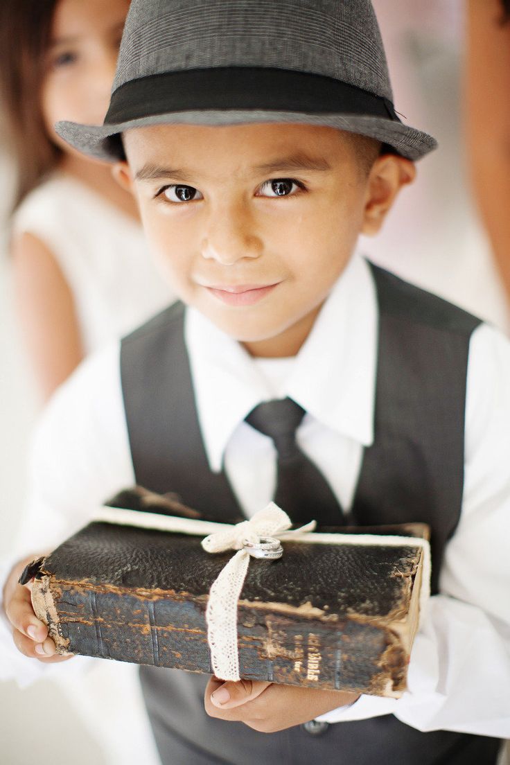 Bible as ring pillow| photography : Cory Kendra Photography | Creative ideas for something borrowed | fabmood.com