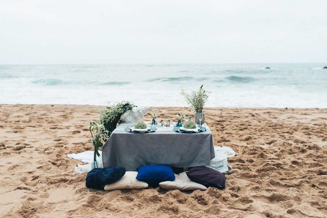 Ocean blue and shades of gray colour scheme | Organic + Ethereal Beachside Wedding Inspiration | Photography : pshefter.com | Read more #weddinginspiration on fabmood.com