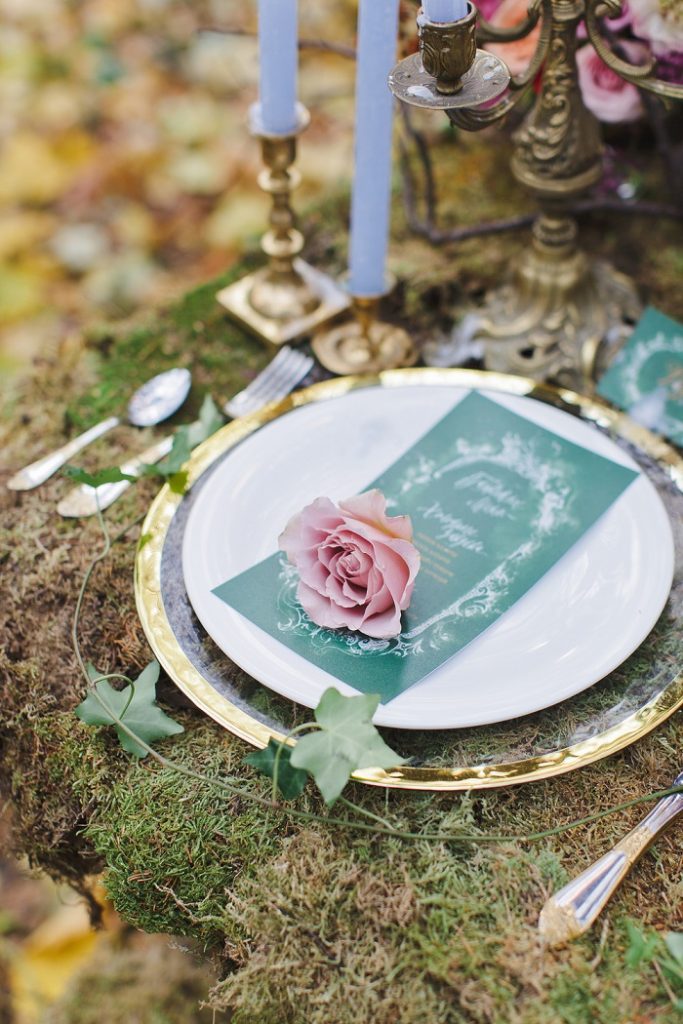 Enchanted Forest Fairytale Wedding in Shades of Autumn | fabmood.com