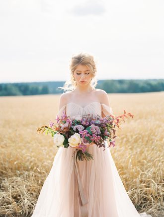 A Blush Wedding Gown for A Dreamy Autumn Wedding