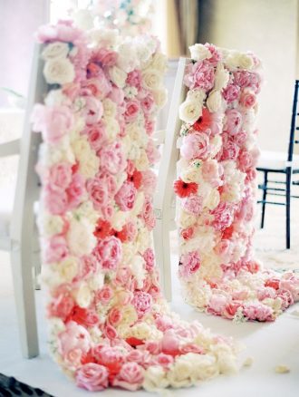 Unique wedding ideas : The Sweetest Sweetheart Chairs for Your Wedding: