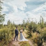 Misty gray color theme - Bride and groom wedding photo | fabmood.com #rusticwedding #mountainwedding #weddingdress
