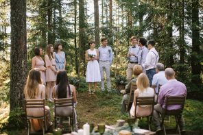 Neutral eco friendly wedding in the forest | Intimate Wedding ceremony | fabmood.com #wedding #neturalwedding #ecofriendlywedding