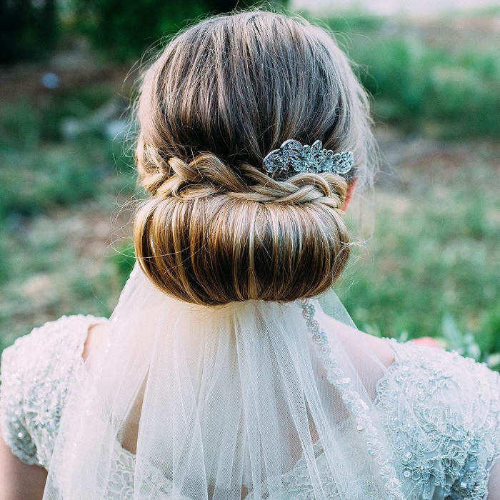 wedding hairstyles for long hair with veil | fabmood.com #weddinghair #hairstyle #longhairstyle #hairveil #bridehair #hairstyleideas
