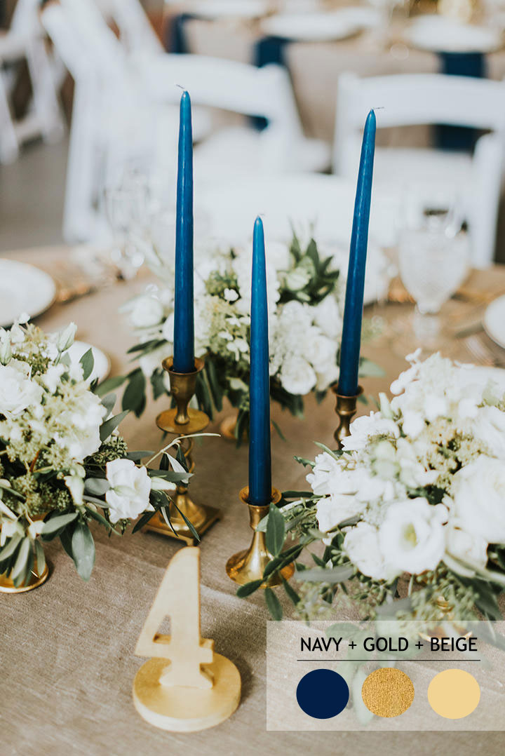 Navy blue candles | Navy blue and gold wedding colors | fabmood.com #weddingcolor #weddingcolors #navyblue #oldworld #goldwedding #elegantwedding