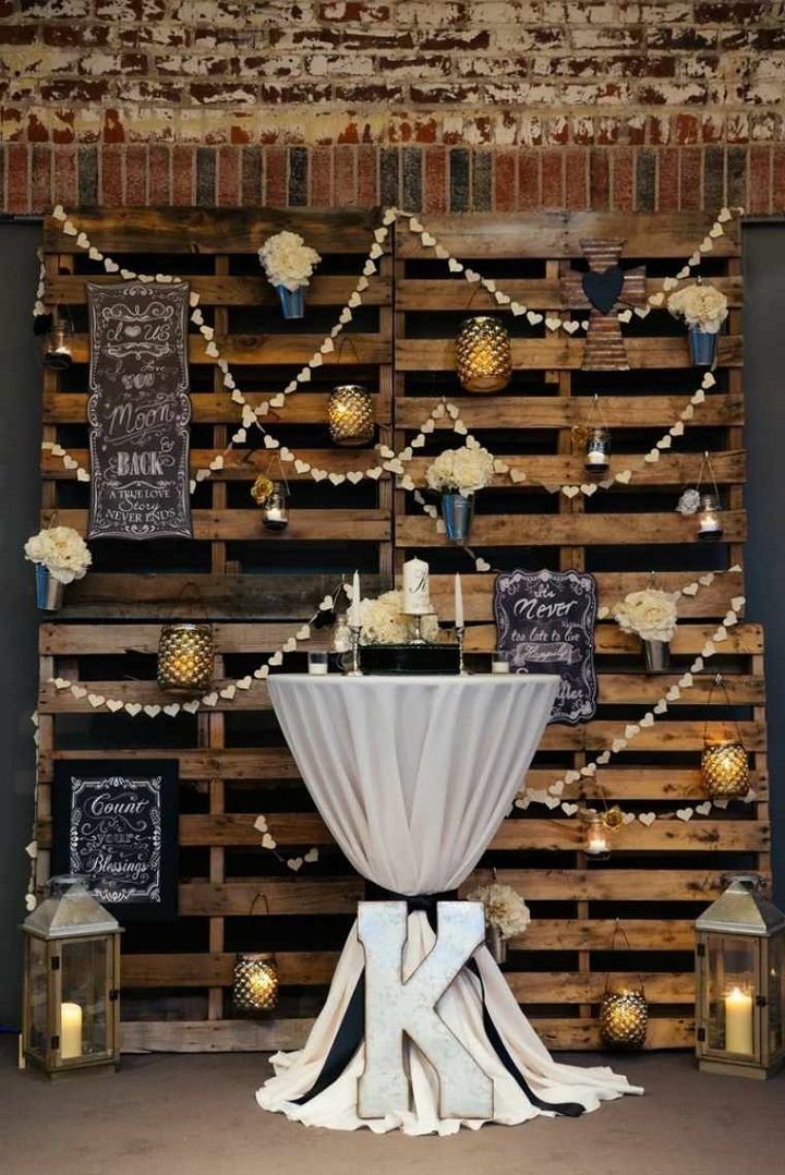 Wooden Pallet Wedding Backdrop #weddingdecor #palletbackdrop #weddingbackdrop #weddingreceptiondecor #weddingceremonydecor