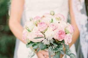 Blush toned for rustic country meets elegance farm wedding | blush bouquet #bouquet #weddingbouquet