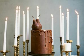 Chocolate wedding cake - Beautiful wedding cake inspiration | fabmood.com #weddingcake
