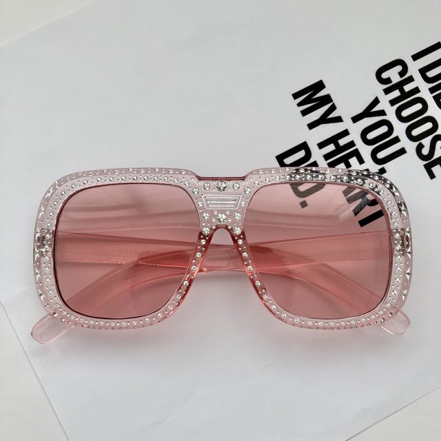 Mercari: Your Marketplace | Mercari | Glasses fashion, Cute sunglasses,  Accessories