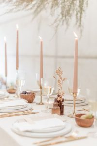 minimalist wedding table decors