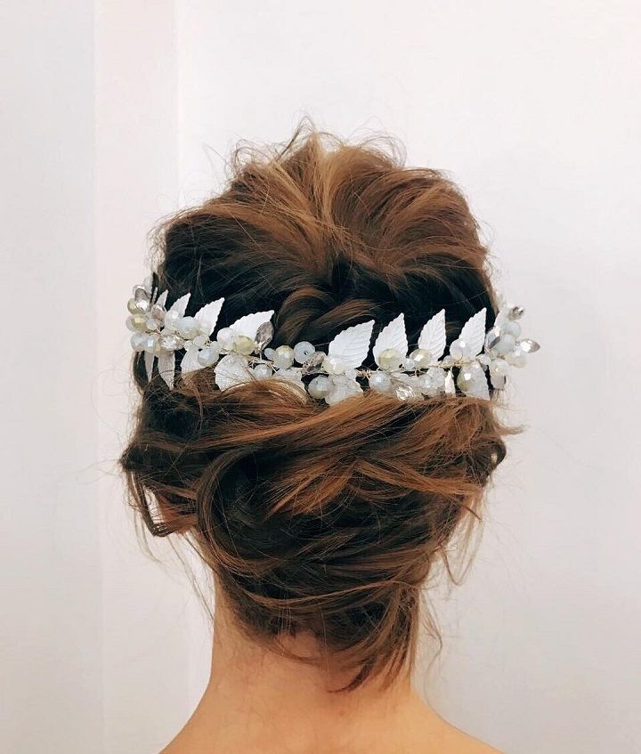 Unique wedding hair ideas to inspire you | fabmood.com #weddinghair #hairideas #hairdo #bridalhair #messyupdo
