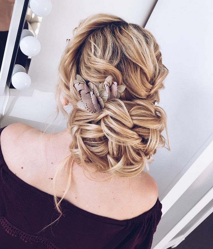 "Unique wedding hair ideas to inspire you | fabmood.com #weddinghair #hairideas #hairdo #bridalhair #messyupdo