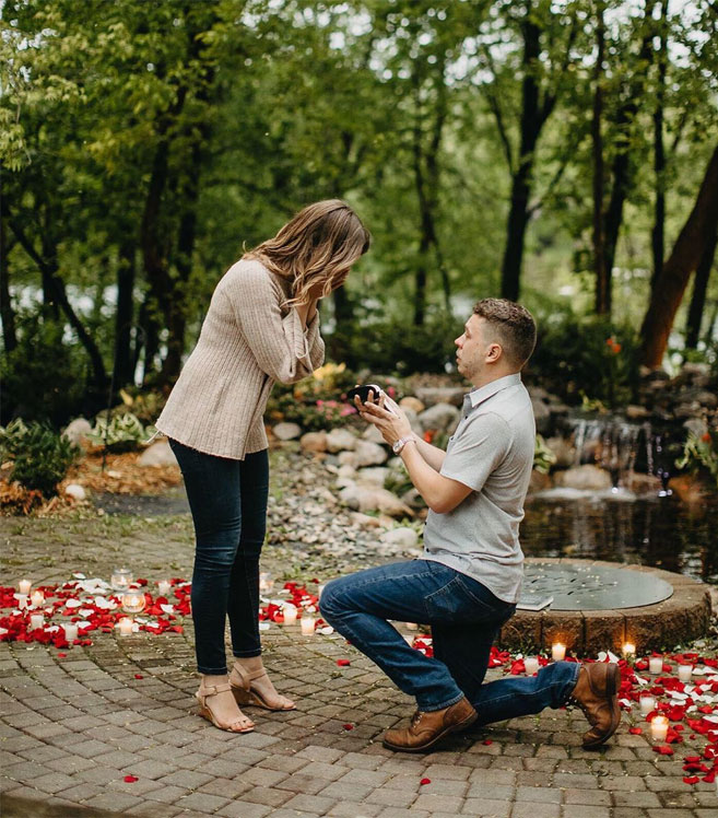 Surprise proposal ideas | Romantic proposal ideas #engagement #engagementsession #proposal #surprise #engagementshoot