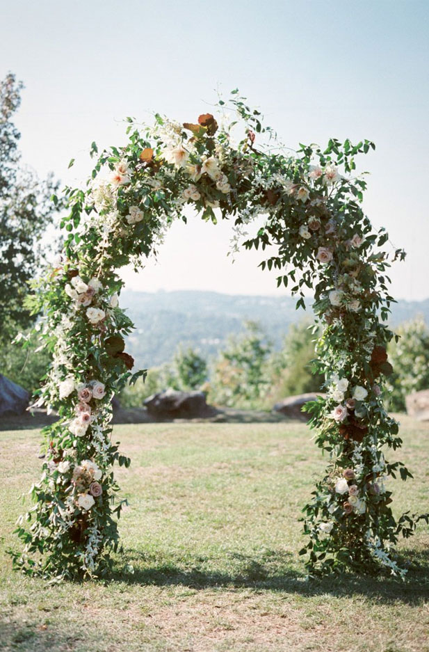 27 Beautiful Floral Wedding Arches To Swoon Over