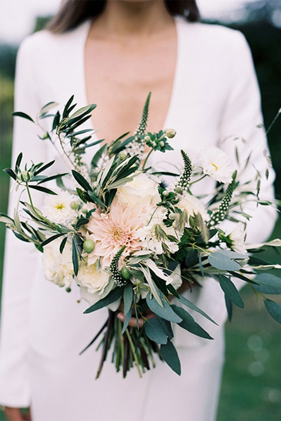 Pretty green and blush, white wedding bouquet - winter wedding #bouquet #wedding