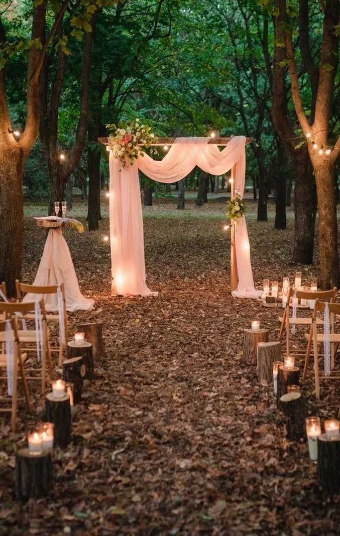 19 Unique ways for a budget friendly wedding - wedding ceremony decoration ideas, woodland wedding #weddingdecor #weddingideas #ceremony