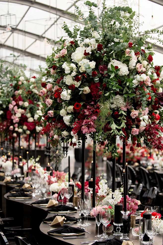 45 Ways To Dress Up Your Wedding Reception Tables - wedding table decorations, tablescape, wedding tablescapes, wedding tablescapes round tables, simple wedding tablescapes, fall wedding tablescapes, wedding table settings, wedding table decorations, wedding tablescapes long tables