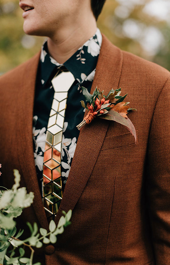 Groom in brown suit, brown copper groom, autumn wedding