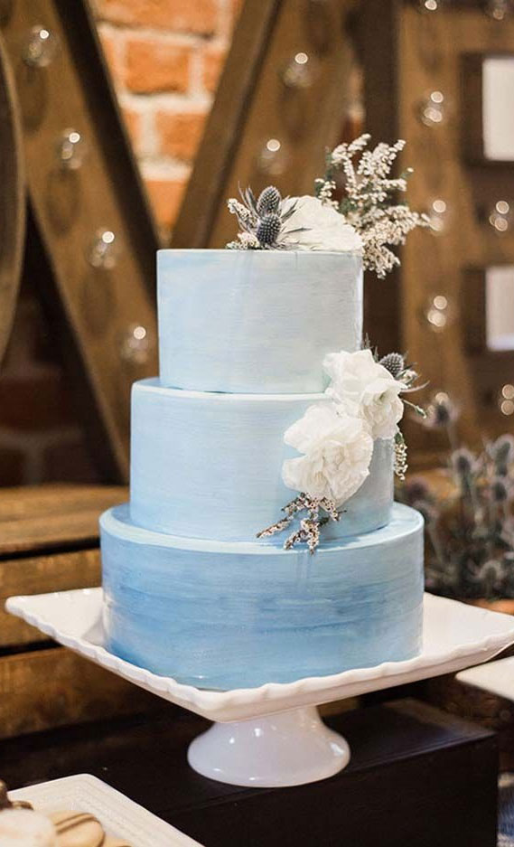 blue wedding cake, ombre blue wedding cake, wedding cake #weddingcakes