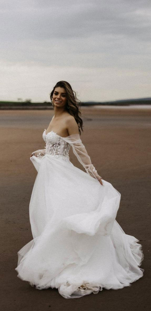 off the shoulder wedding dress, summer wedding dress, a-line wedding dress #summer #summerwedding #summerweddingdress